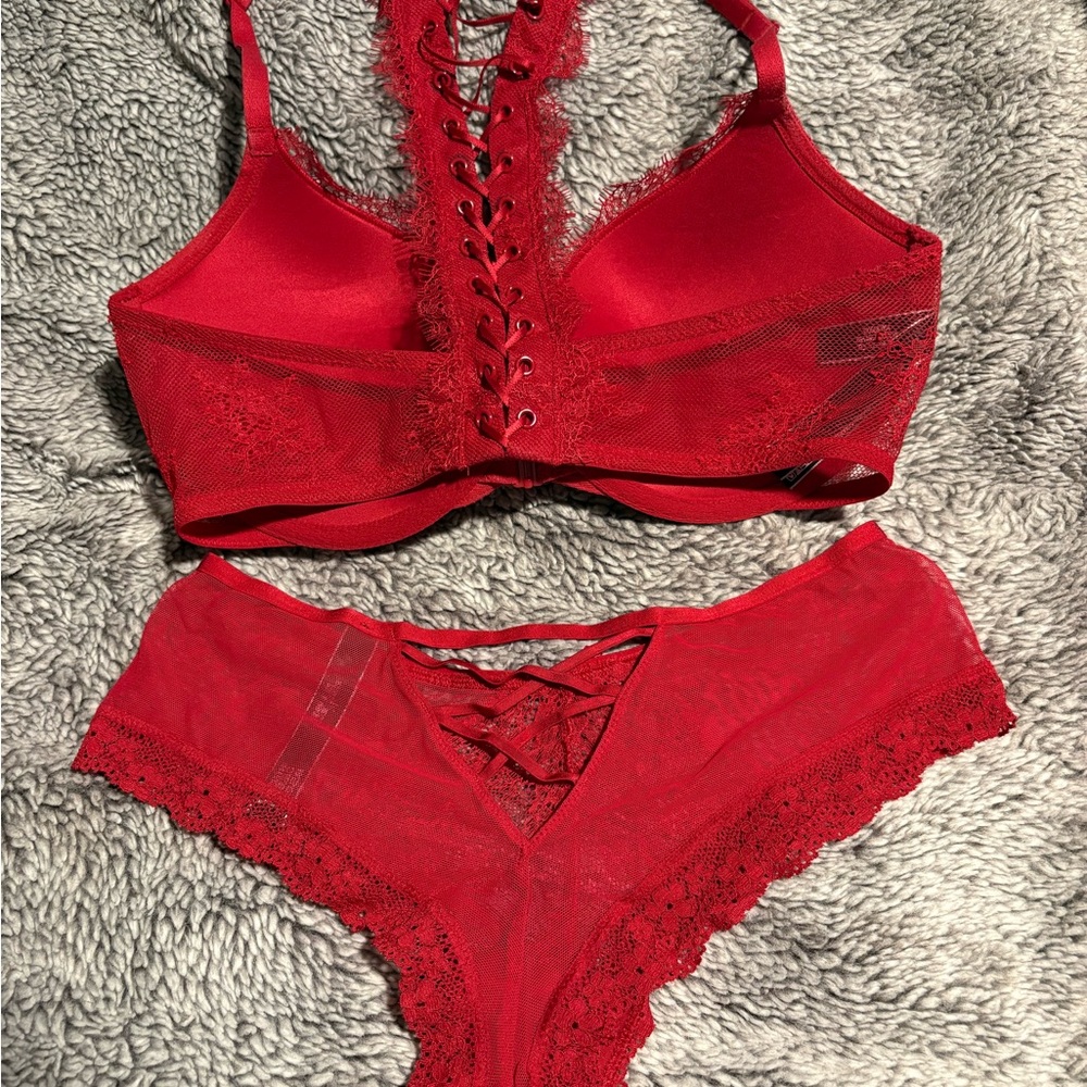 Victoria's Secret Red Lace Bra Set - Picture 4 of 7